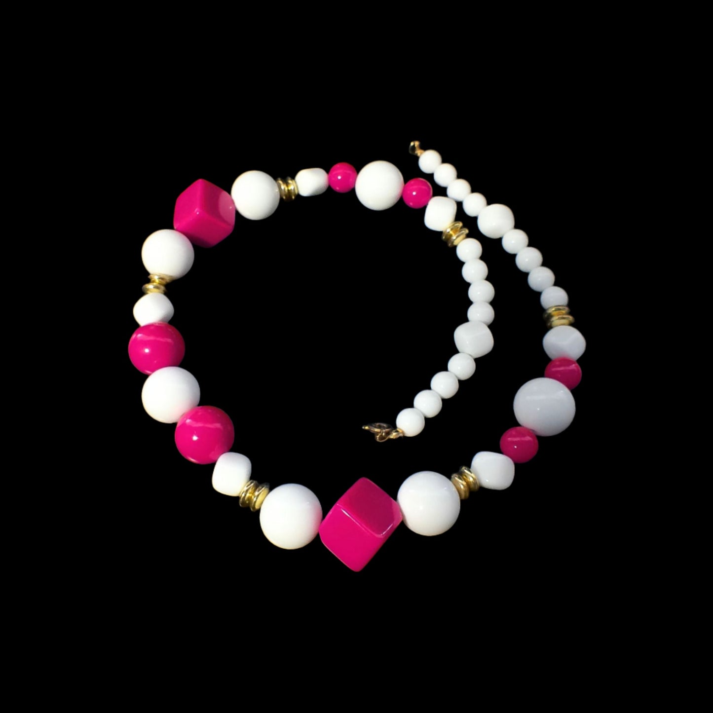 Lucite Jewelry - Vintage Pink and White Beaded Choker - GOVintage Jewelry and Collectibles