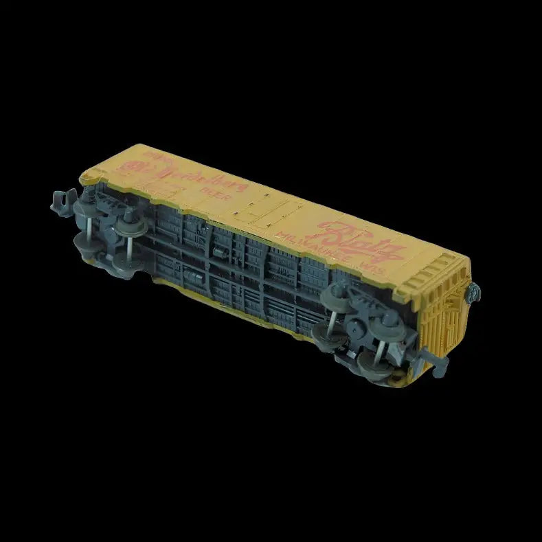 Vintage Model Train - HO-Scale Trix Heidelberg Blatz Box Car 20107 - GOVintage Jewelry and Collectibles